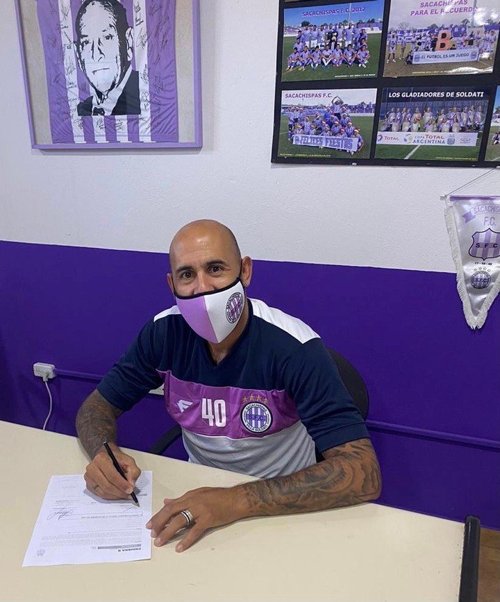 El Pichi cerró su carrera en Soldati. (Foto @SacachispasOk)