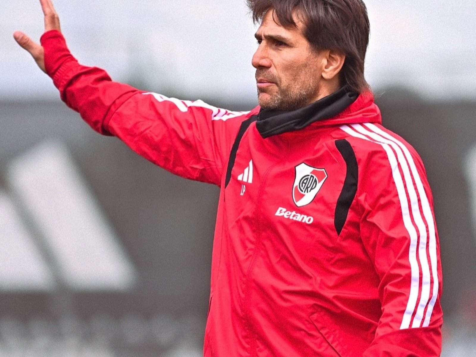 River, Estudiantes (RC) y un cruce de obligaciones encontradas en el Monumental :: Olé