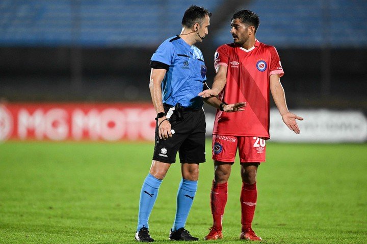 Sebastián Prieto quedó habilitado.