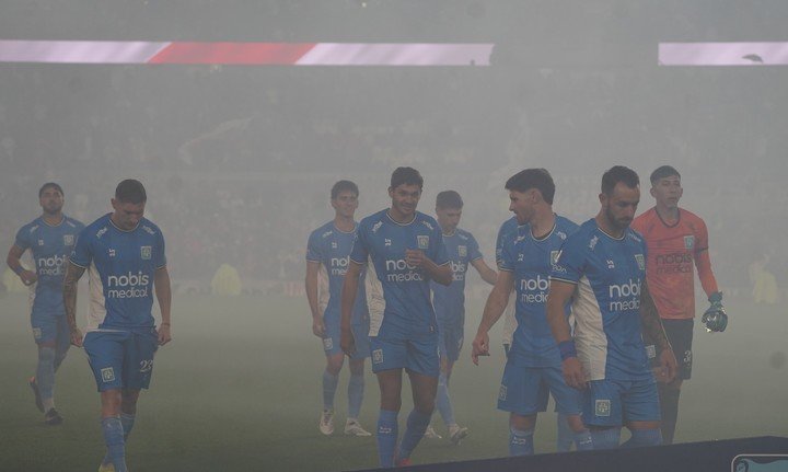 La caída ante River condenó a Estudiantes. (Foto: Marcelo Carroll)