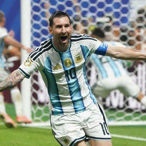 Historia pura: el uno por uno de los 126 goles de Messi con la Selección Argentina 