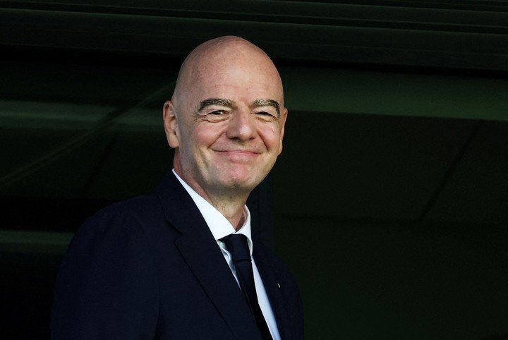 Infantino, ante otro dilema que puede perjudicar su imagen pública. (REUTERS)