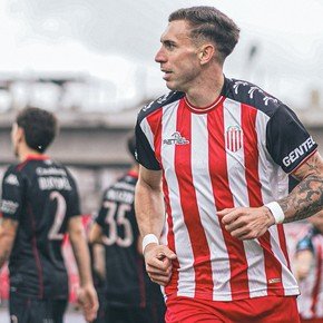 Barracas le puso un frenó a Huracán y le ganó con doblete de un ex Globo